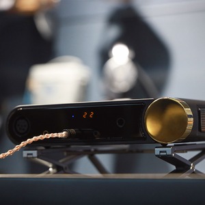 Цифровой плеер Hi-Fi Shanling M30 Desktop Player