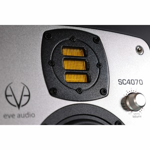Студийный монитор активный EVE Audio SC4070