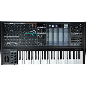 Цифровой синтезатор Arturia MatrixBrute Noir
