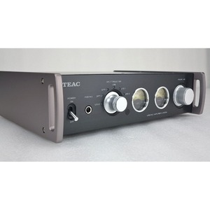 Интегральный усилитель Teac AI-501DA Black