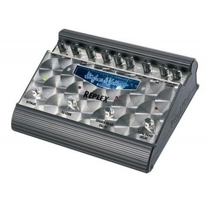 Гитарная педаль эффектов/ примочка Hughes & Kettner Replex