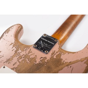 Электрогитара Fender 60/63 Stratocaster Super Heavy Relic Dirty Shell Pink