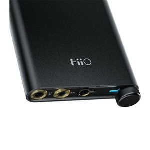 Усилитель для наушников портативный FiiO Q3 MQA