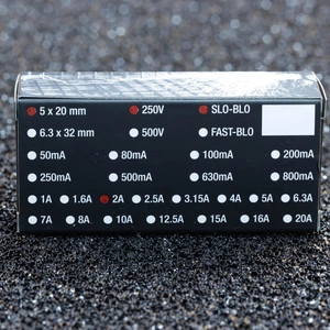 Предохранитель Synergistic Research Quantum Fuse SR20 Slow-Blow 2A (5x20mm)