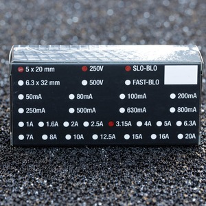 Предохранитель Synergistic Research Quantum Fuse SR20 Slow-Blow 3.15A (5x20mm)