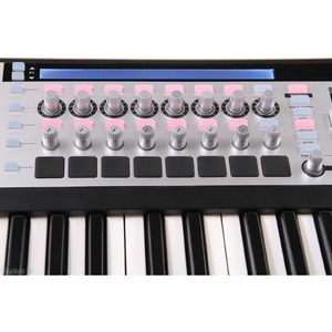 Миди клавиатура Novation 61 SL MkII