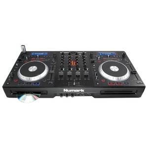 DJ комплект мобильный NUMARK MixDeck Quad