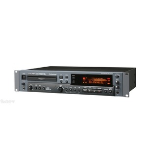 Студийный рекордер/проигрыватель TASCAM CD-RW901SL