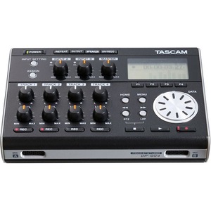 Студийный рекордер/проигрыватель TASCAM DP-004