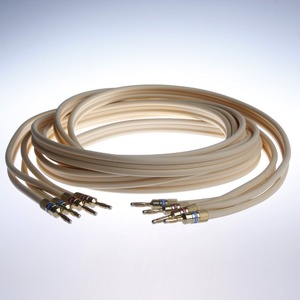 Акустический кабель Single-Wire Banana - Banana Van Den Hul (Арт. SC-011326) CS-122 Hybrid Banana 2.5m