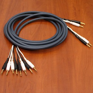 Акустический кабель Single-Wire Banana - Banana Oyaide SL-2 by 2 BFA Banana Bi-Wire 2.5m