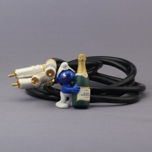 Кабель аудио 2xRCA - 2xRCA DH Labs Air Matrix Innerconnect RCA 1.5m
