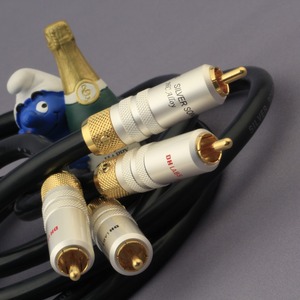 Кабель аудио 2xRCA - 2xRCA DH Labs Air Matrix Innerconnect RCA 1.5m