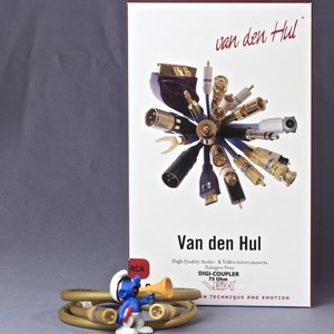 Кабель коаксиальный RCA - RCA Van Den Hul The Digi-Coupler 75 Ohm 1.2m