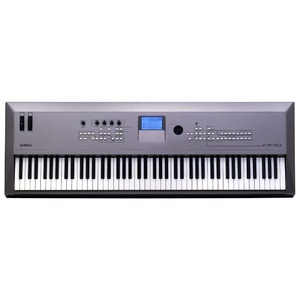 Цифровой синтезатор Yamaha MM8