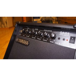 Гитарный комбо Yamaha GA15II