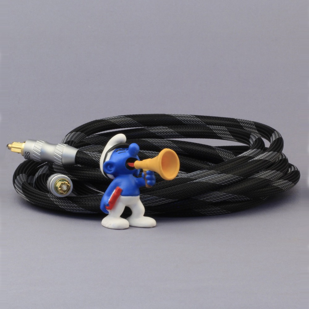 Кабель оптический Toslink - Toslink DH Labs Toslink Optical Cable 5.0m