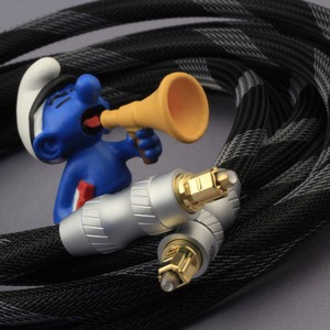 Кабель оптический Toslink - Toslink DH Labs Toslink Optical Cable 6.0m