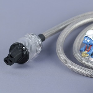 Кабель силовой Schuko - IEC C13 Isol-8 IsoLink 3 1.5m