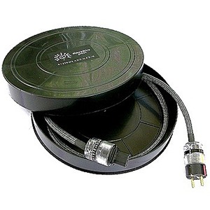 Кабель силовой Schuko - IEC C13 Systems And Magic Black Wire+ 1.5 m
