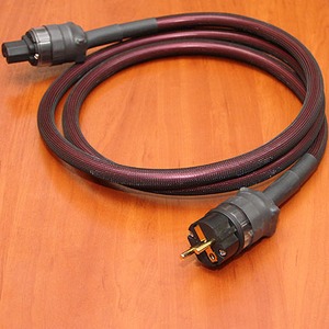 Кабель силовой Schuko - IEC C13 Harmonic Technology Fantasy AC-10 SE Power Cord 1.0m
