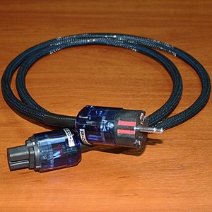 Кабель силовой Schuko - IEC C13 Siltech SPX-20 LE-037 1.5m
