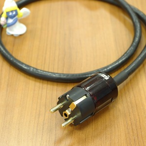 Кабель силовой Schuko - IEC C13 Ultimate Audio Power Cable PCC-1.4 SE (Ult-079e Rd/079 Rd) 1.0m