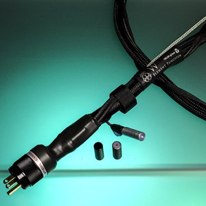 Кабель силовой Schuko - IEC C13 Synergistic Research Element Tungsten AC Power Cord 15A/250V 1.5m