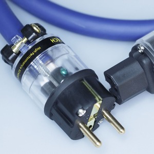 Кабель силовой Schuko - IEC C13 Furutech FP-3TS20 SE (Fur-E11Cu/11Cu) 1.5m