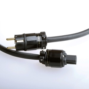 Кабель силовой Schuko - IEC C13 Oyaide E / F-S 2.0 SE (Fur-E11-N1G/11-N1G) 1.0m