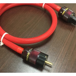 Кабель силовой Schuko - IEC C13 DH Labs (Арт. 001) Red Wave SE 15A 1.1m