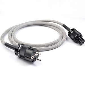 Кабель силовой Schuko - IEC C13 GigaWatt LC-1 EVO 1.0m