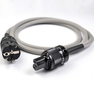 Кабель силовой Schuko - IEC C13 GigaWatt LC-1 EVO 1.5m