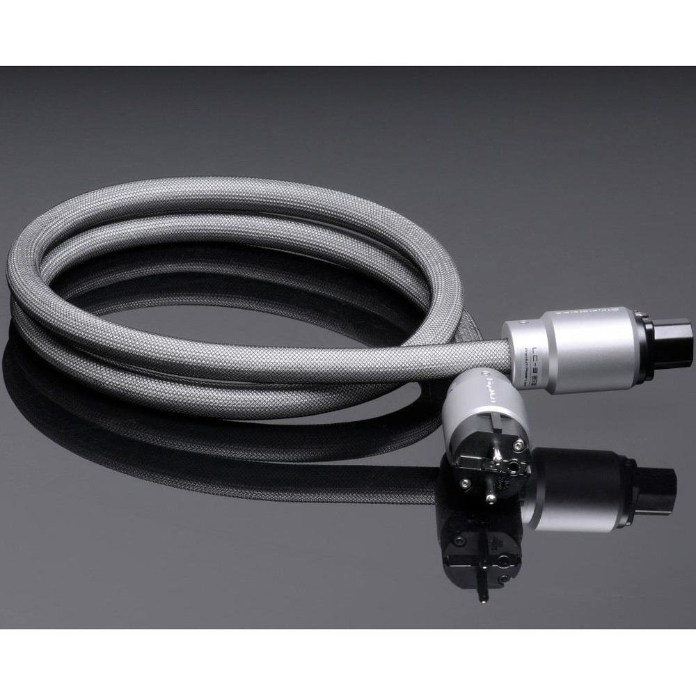 Кабель силовой Schuko - IEC C13 GigaWatt LC-3 EVO 1.5m