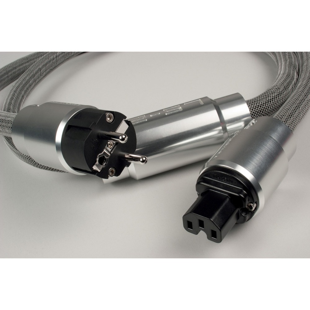 Кабель силовой Schuko - IEC C13 GigaWatt LS-2 EVO 2.0m