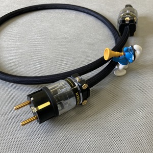 Силовой кабель Furutech FP-1 (Fur-E11Cu/11Cu) Black 1.5m