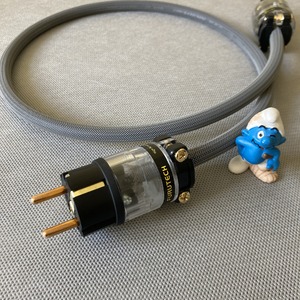 Силовой кабель Furutech FP-1 (Fur-E11Cu/11Cu) Grey 1.5m