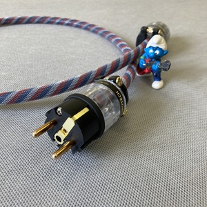 Силовой кабель Furutech FP-1 (Fur-E11Cu/11Cu) Tricolor 2.0m