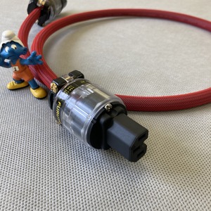 Силовой кабель Furutech FP-1 (Fur-E11Cu/11Cu) Red 1.0m