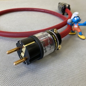 Силовой кабель Furutech FP-1 (Fur-E11Cu/11Cu) Red 2.0m