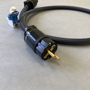 Силовой кабель Furutech FP-314Ag (Fur-E11G/11G) Carbon 2.0m