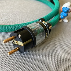 Силовой кабель Furutech FP-314Ag (Fur-E11Cu/11Cu) Green 1.5m