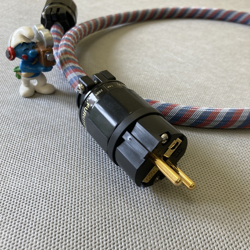 Силовой кабель Furutech FP-314Ag (Fur-E11G/11G) Tricolor 1.0m
