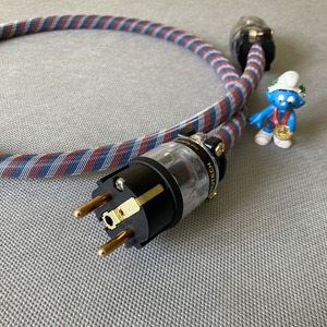 Силовой кабель Furutech FP-314Ag (Fur-E11Cu/11Cu) Tricolor 1.5m