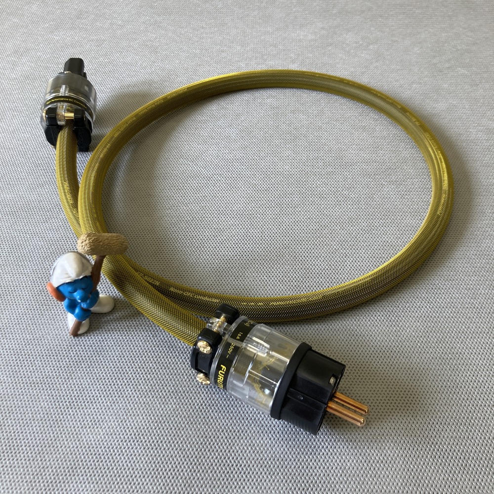 Силовой кабель Furutech FP-314Ag (Fur-E11Cu/11Cu) Yellow 2.5m