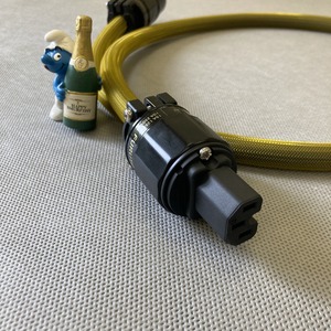 Силовой кабель Furutech FP-314Ag (Fur-E11G/11G) Yellow 1.5m