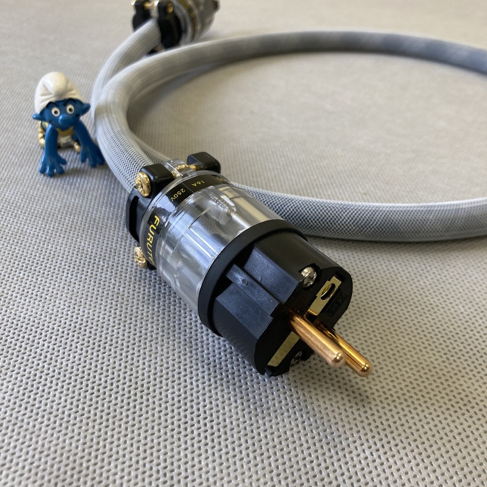 Силовой кабель Furutech FP-314Ag (Fur-E11Cu/11Cu) White 2.5m