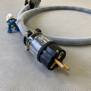 Силовой кабель Furutech FP-314Ag (Fur-E11Cu/11Cu) White 2.5m