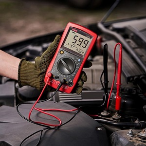 Автомобильный мультиметр UNI-T 13-0028 UT105