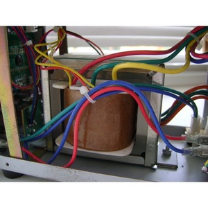 Лабораторный источник питания MASTECH 13-2083 HY1803D